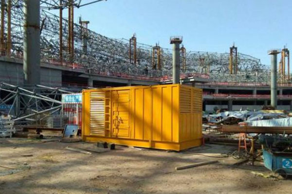 芗城发电机出租如何判断空气滤清器是否需要更换？
