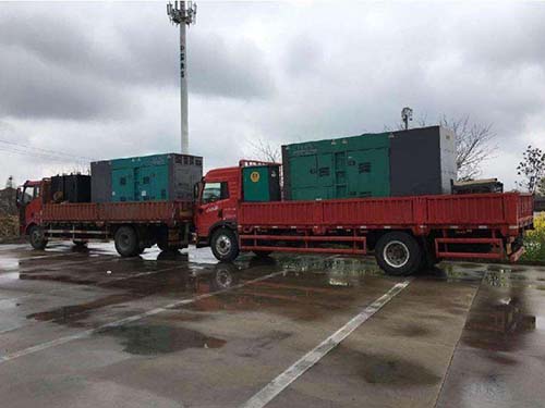 芗城涂抹密封胶后，需要等待多长时间才能安装水冷式机油散热器密封件？